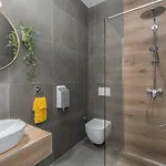 Reizendes Nur 250 Meter Zum Mit Privater Terrasse, Grill, Wifi Daire *