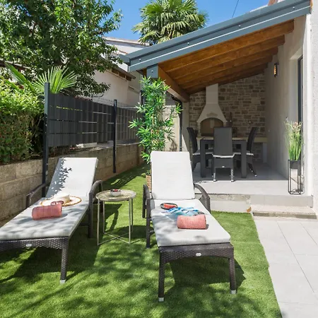 Reizendes Nur 250 Meter Zum Mit Privater Terrasse, Grill, Wifi *